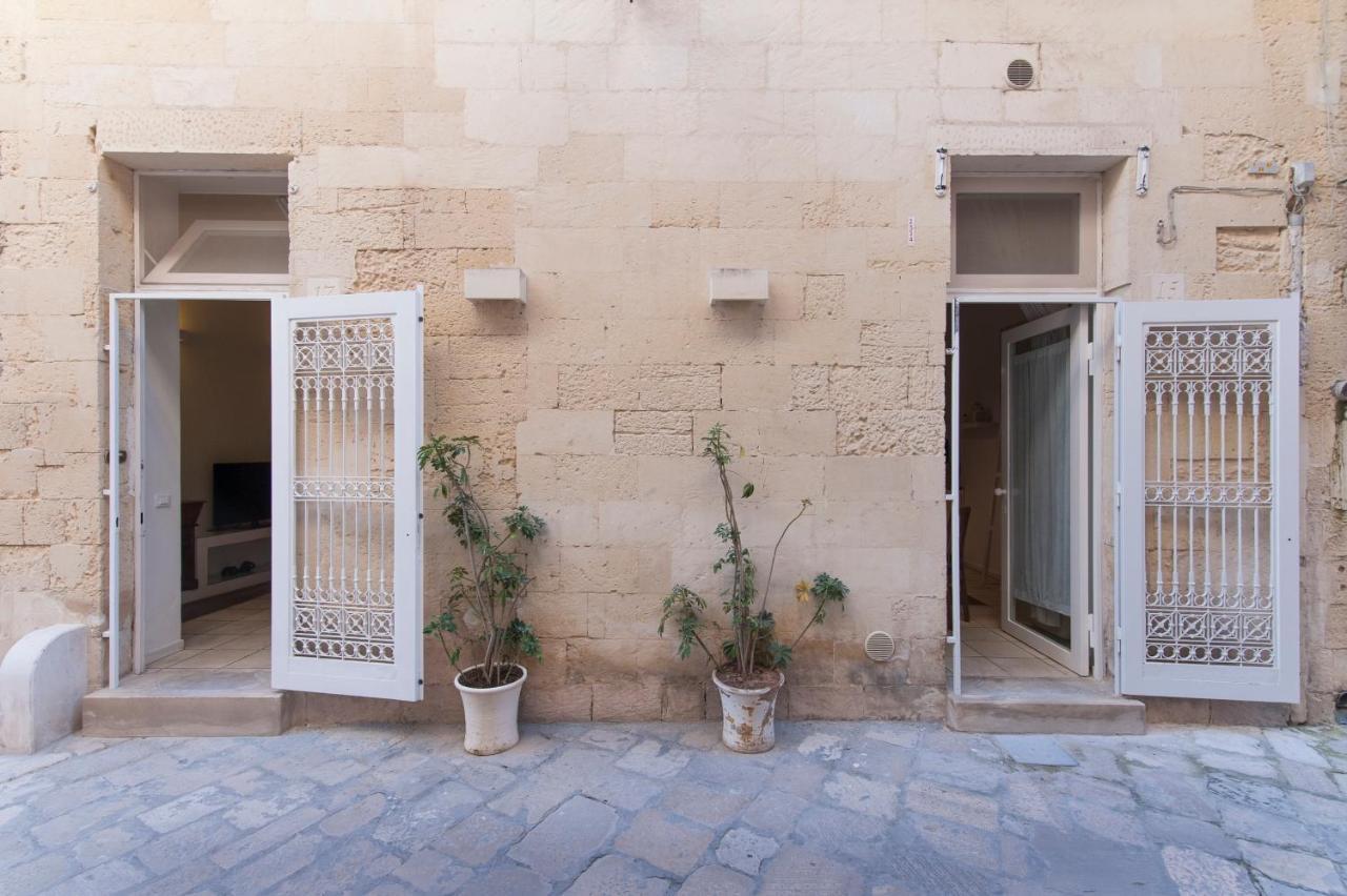 Xenia Old Town - Lecce Selection Villa ภายนอก รูปภาพ